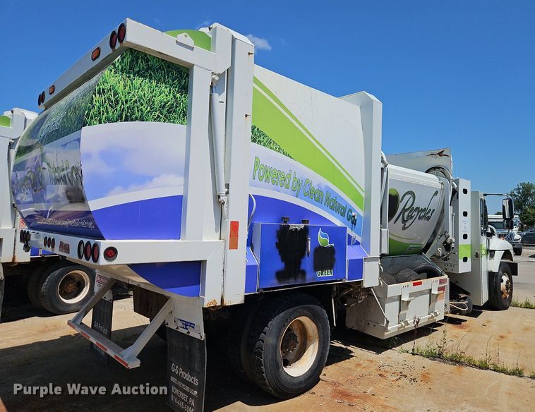 image for item OF9815 2011 International  7300 refuse truck