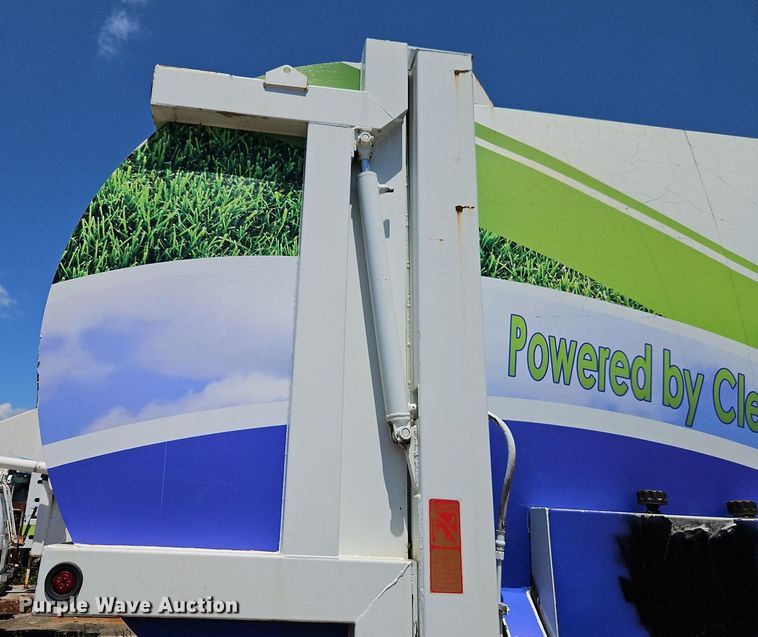 image for item OF9815 2011 International  7300 refuse truck