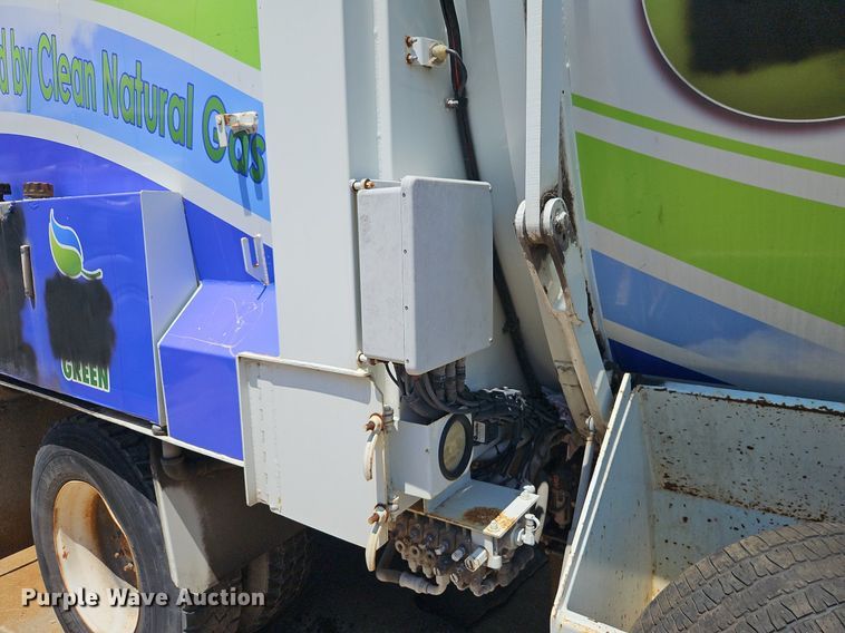 image for item OF9815 2011 International  7300 refuse truck