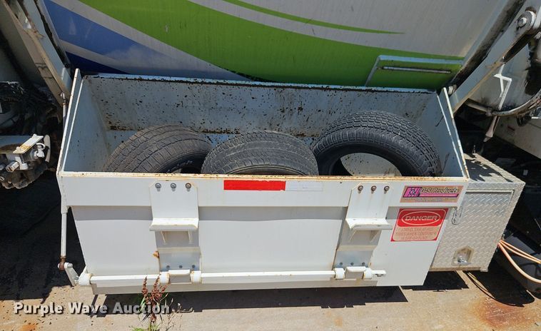 image for item OF9815 2011 International  7300 refuse truck