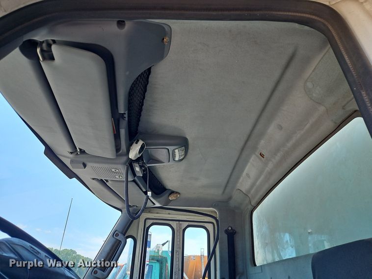 image for item OF9815 2011 International  7300 refuse truck