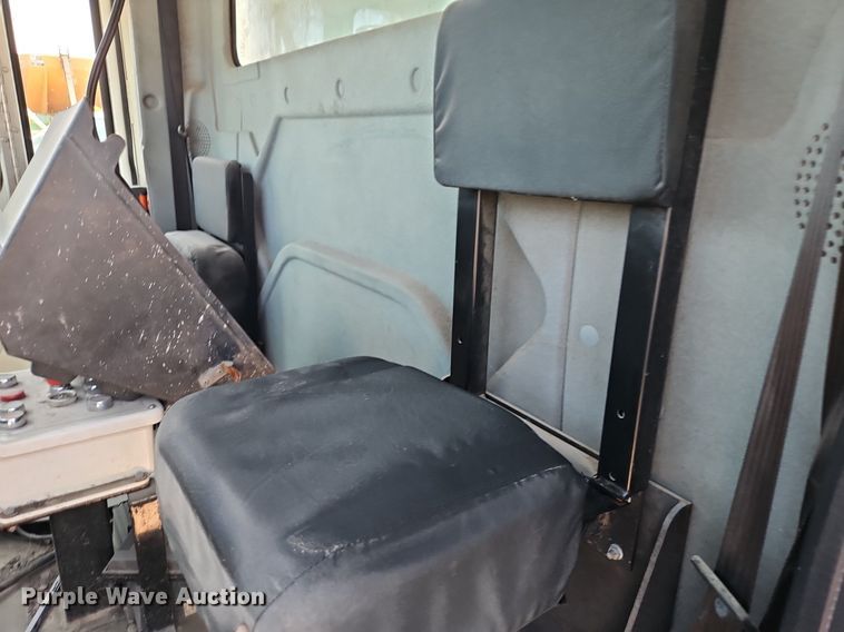 image for item OF9815 2011 International  7300 refuse truck