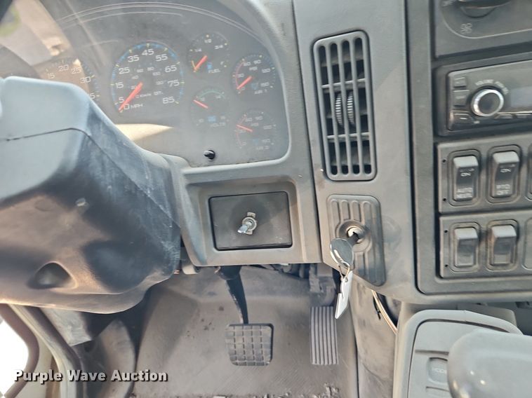 image for item OF9815 2011 International  7300 refuse truck