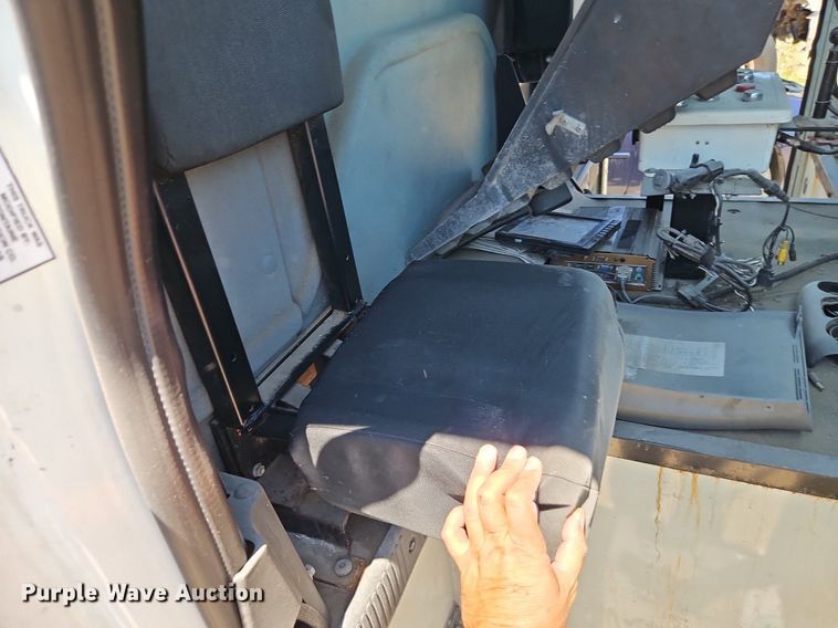 image for item OF9815 2011 International  7300 refuse truck