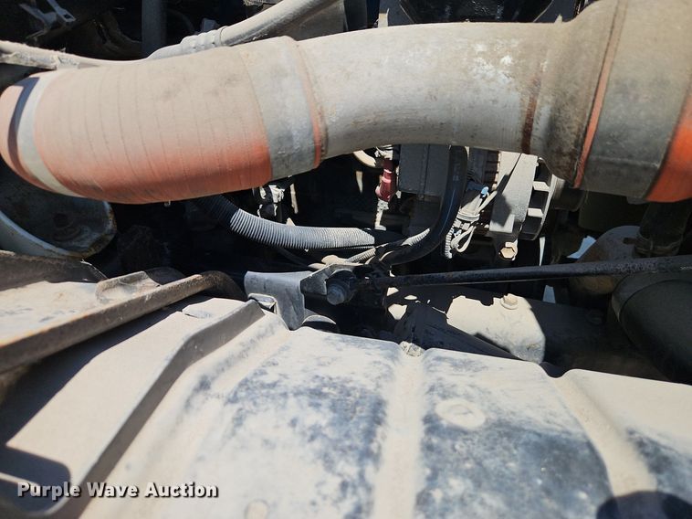 image for item OF9815 2011 International  7300 refuse truck