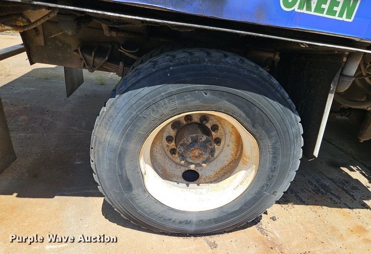 image for item OF9815 2011 International  7300 refuse truck