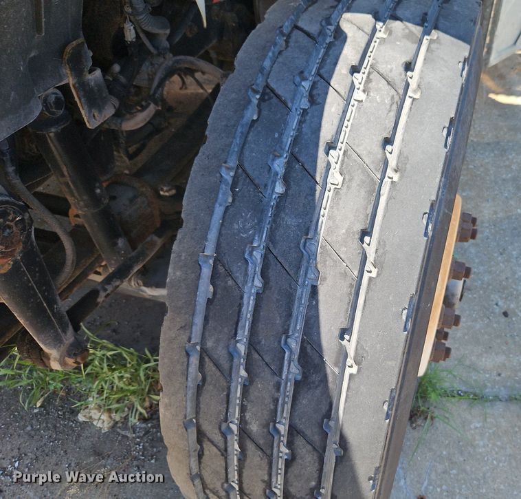 image for item OF9815 2011 International  7300 refuse truck