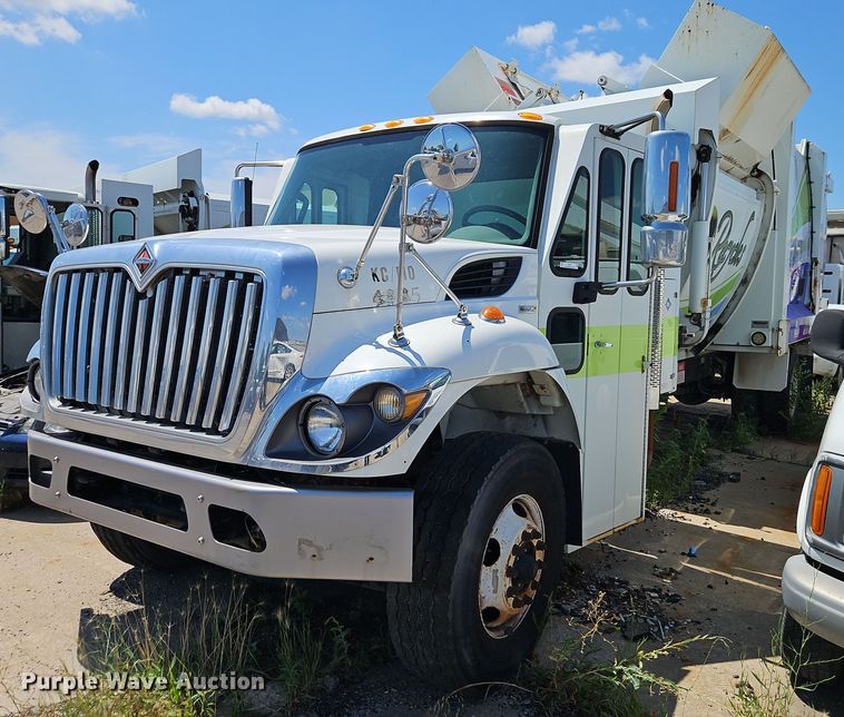image for item OF9817 2011 International  7300 refuse truck