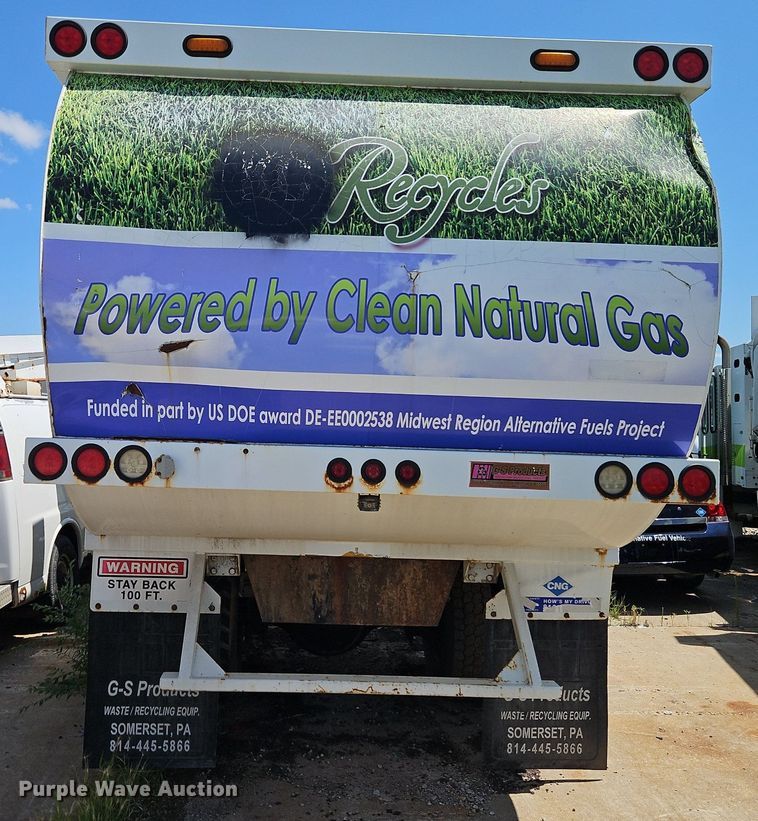 image for item OF9817 2011 International  7300 refuse truck