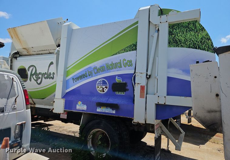 image for item OF9817 2011 International  7300 refuse truck