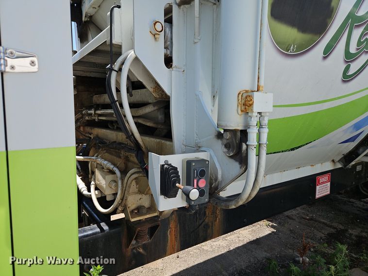 image for item OF9817 2011 International  7300 refuse truck