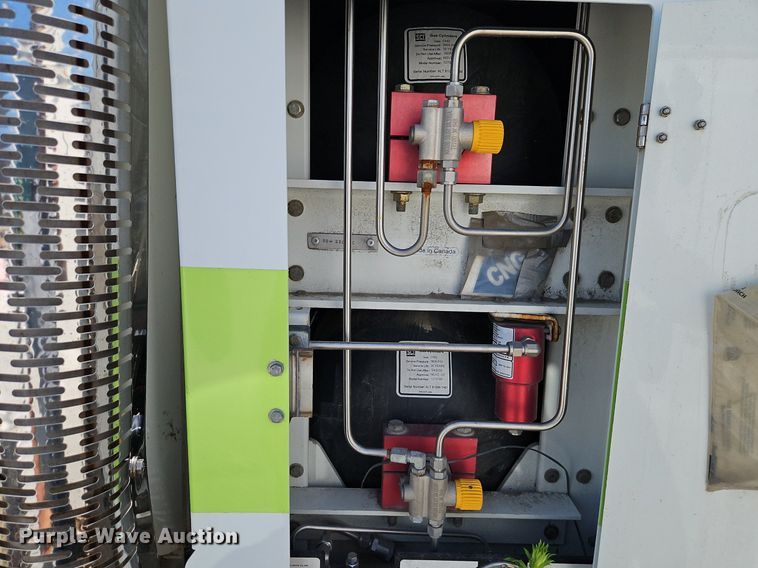 image for item OF9817 2011 International  7300 refuse truck