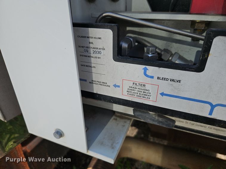 image for item OF9817 2011 International  7300 refuse truck