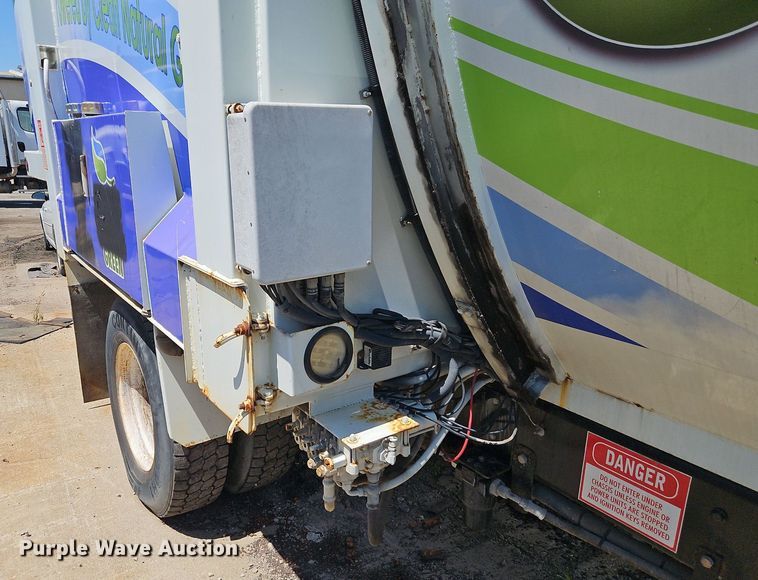 image for item OF9817 2011 International  7300 refuse truck