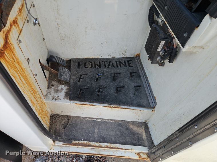 image for item OF9817 2011 International  7300 refuse truck