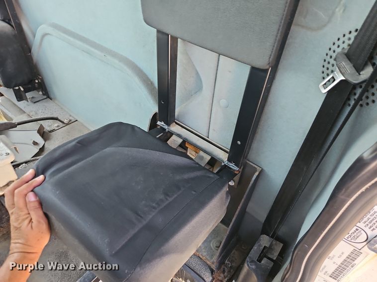 image for item OF9817 2011 International  7300 refuse truck