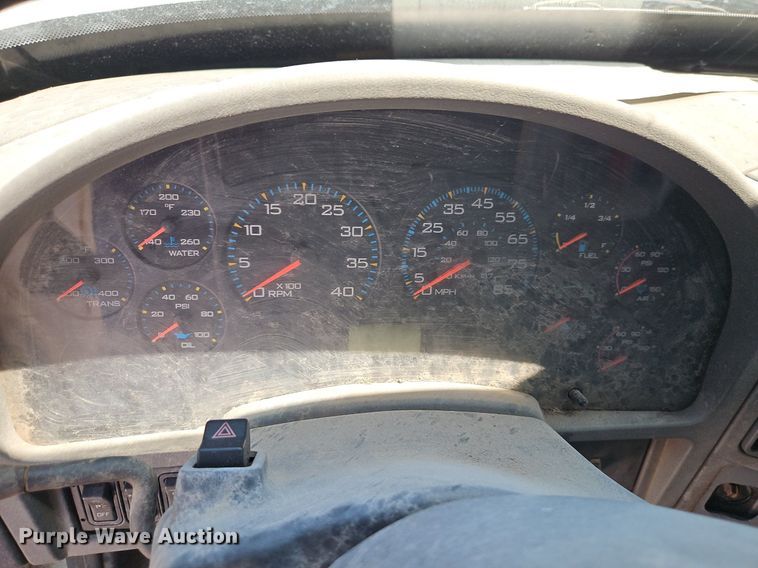 image for item OF9817 2011 International  7300 refuse truck