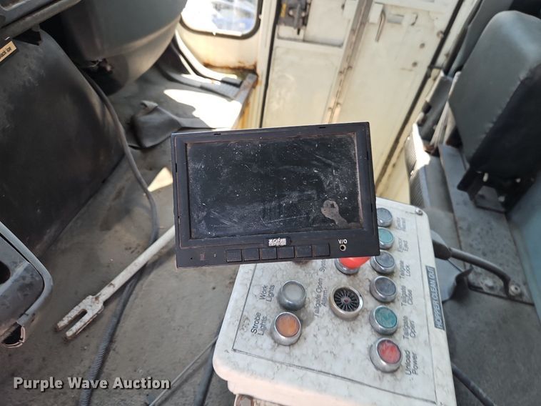 image for item OF9817 2011 International  7300 refuse truck