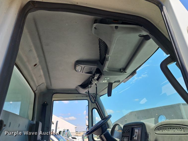 image for item OF9817 2011 International  7300 refuse truck