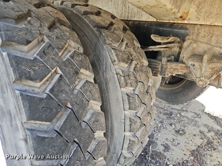 image for item OF9817 2011 International  7300 refuse truck