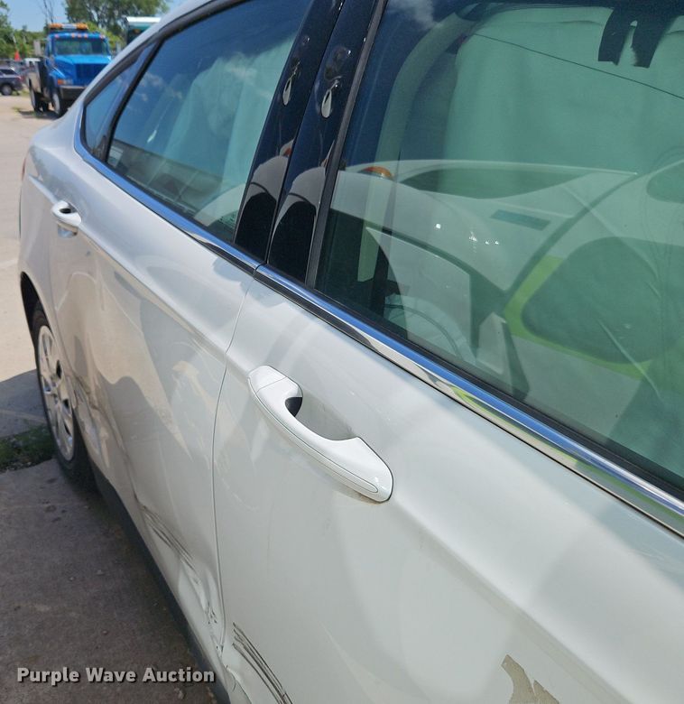 image for item OF9820 2020 Ford Fusion  