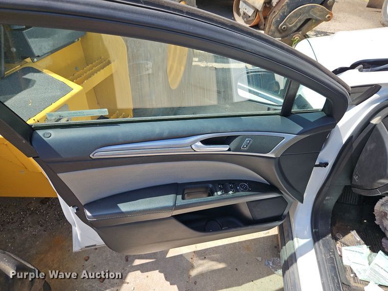 image for item OF9820 2020 Ford Fusion  