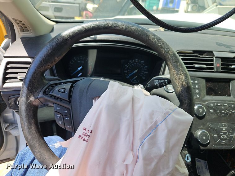 image for item OF9820 2020 Ford Fusion  