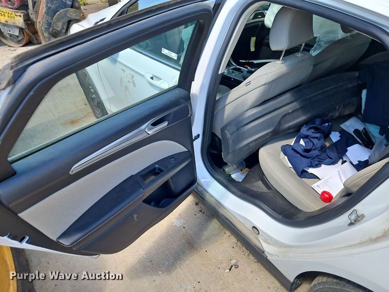 image for item OF9820 2020 Ford Fusion  