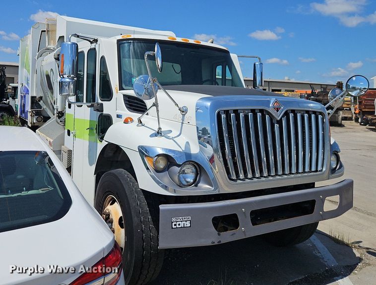 image for item OF9821 2011 International  7300 refuse truck