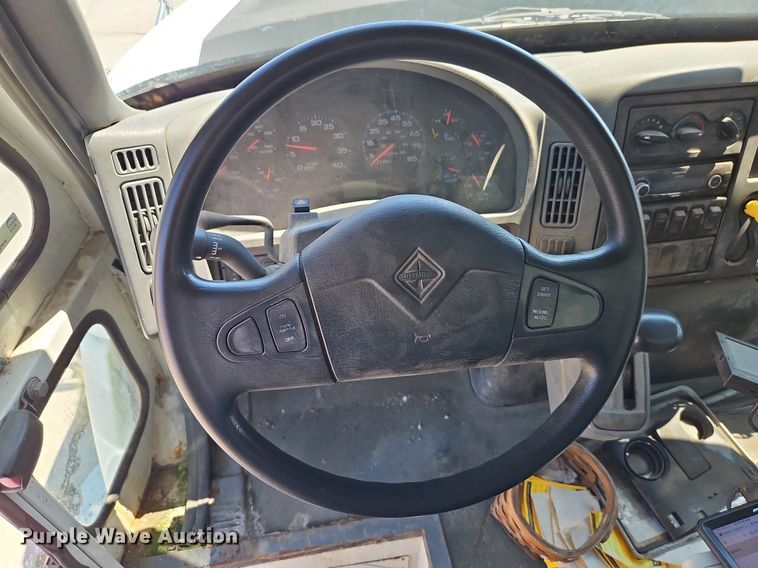 image for item OF9821 2011 International  7300 refuse truck