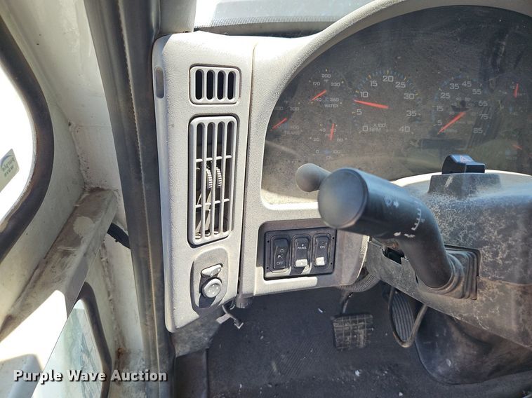 image for item OF9821 2011 International  7300 refuse truck