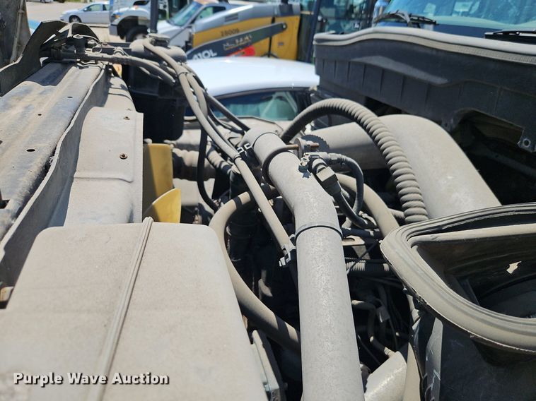 image for item OF9821 2011 International  7300 refuse truck