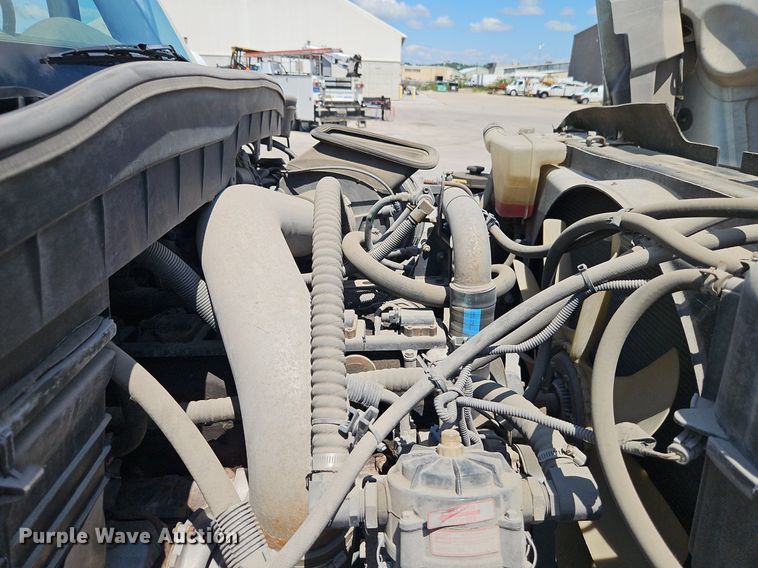 image for item OF9821 2011 International  7300 refuse truck