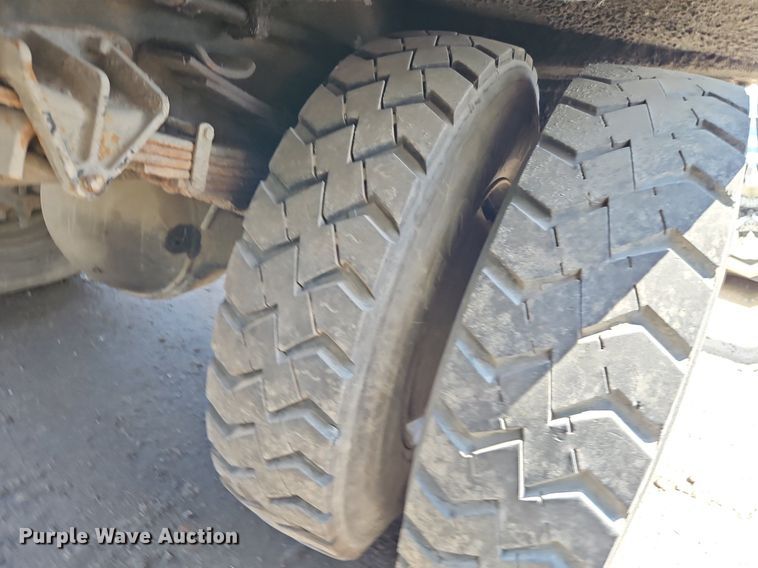 image for item OF9821 2011 International  7300 refuse truck