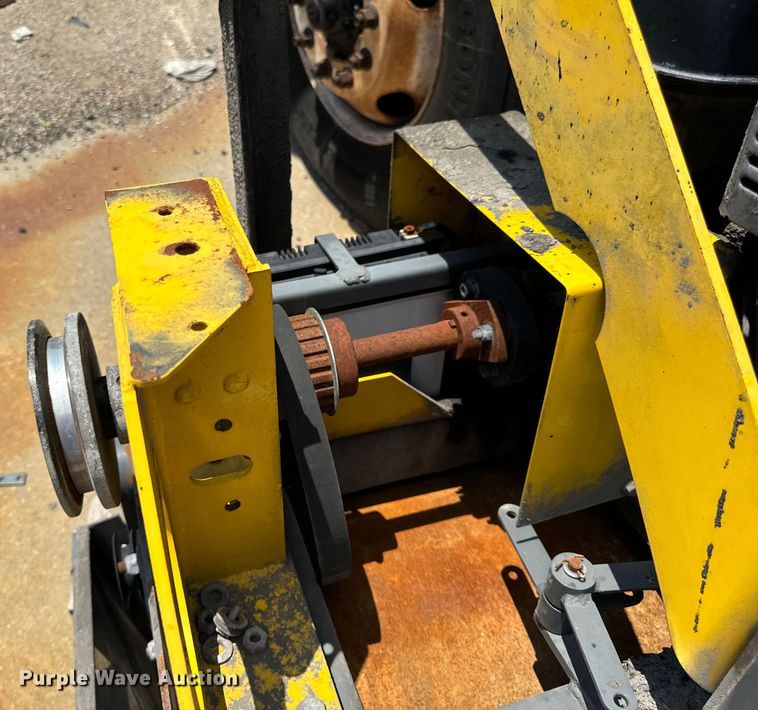 image for item OF9823 2015 Wacker-Neuson RSS800A single drum roller