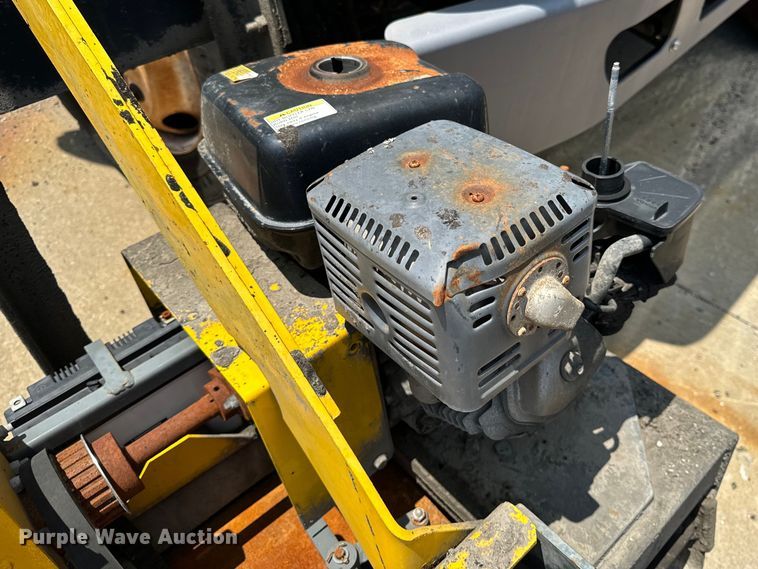 image for item OF9823 2015 Wacker-Neuson RSS800A single drum roller