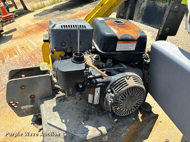 image for item OF9823 2015 Wacker-Neuson RSS800A single drum roller