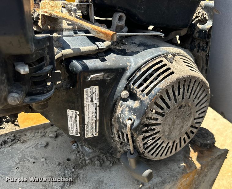 image for item OF9823 2015 Wacker-Neuson RSS800A single drum roller