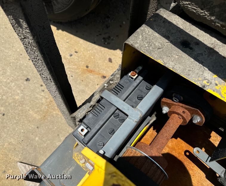 image for item OF9823 2015 Wacker-Neuson RSS800A single drum roller