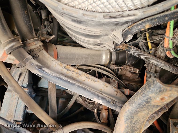 image for item OF9829 2011 International  7300  refuse truck