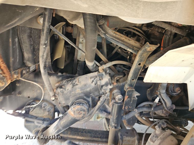 image for item OF9829 2011 International  7300  refuse truck