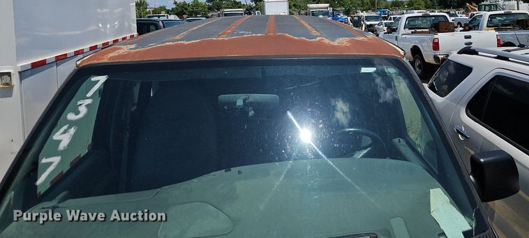 image for item OF9830 2000 Ford E250 van