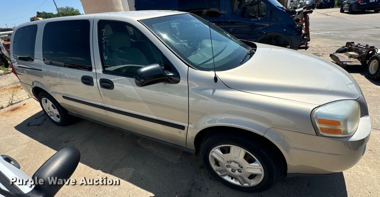 image for item OF9833 2008 Chevrolet  Uplander LS SUV