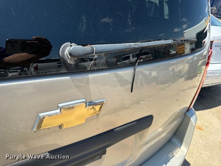 image for item OF9833 2008 Chevrolet  Uplander LS SUV