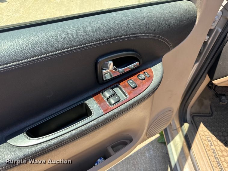 image for item OF9833 2008 Chevrolet  Uplander LS SUV