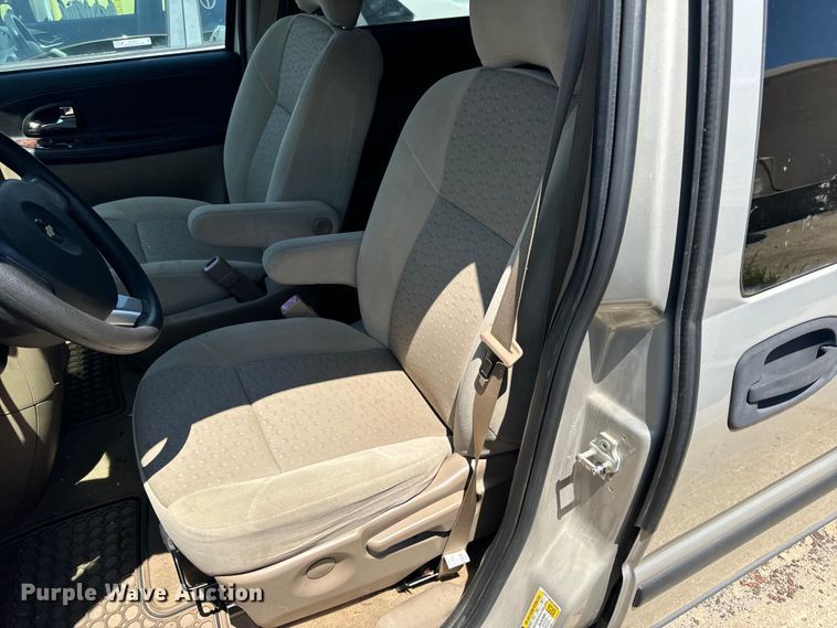 image for item OF9833 2008 Chevrolet  Uplander LS SUV