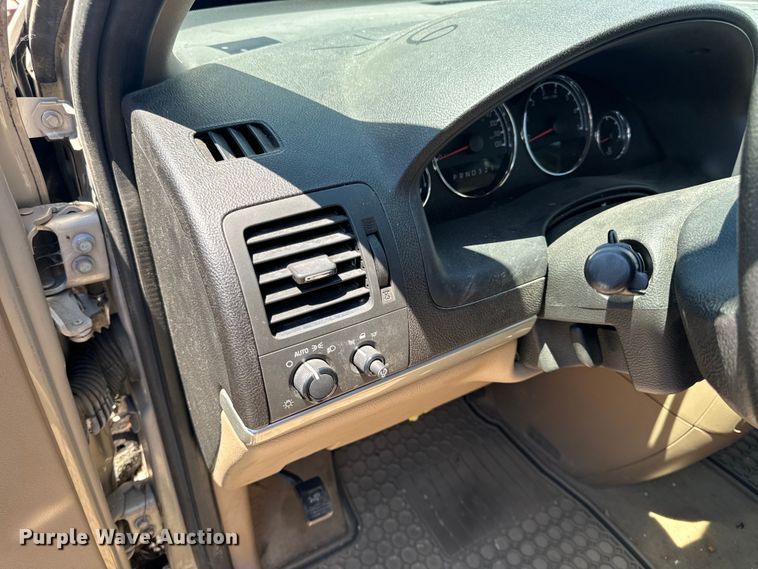 image for item OF9833 2008 Chevrolet  Uplander LS SUV