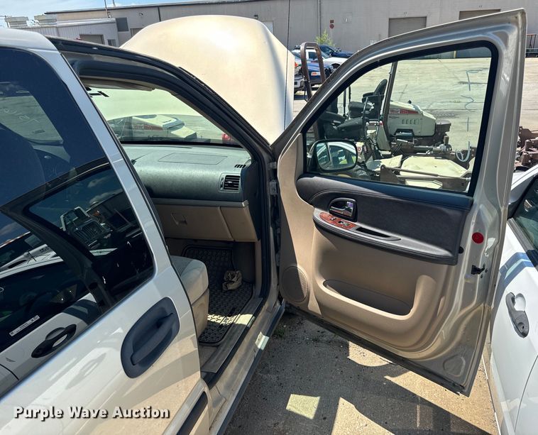 image for item OF9833 2008 Chevrolet  Uplander LS SUV