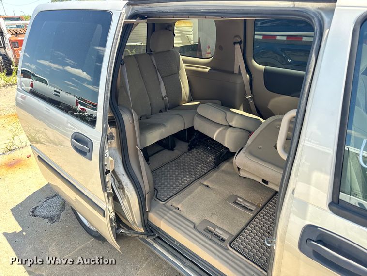 image for item OF9833 2008 Chevrolet  Uplander LS SUV