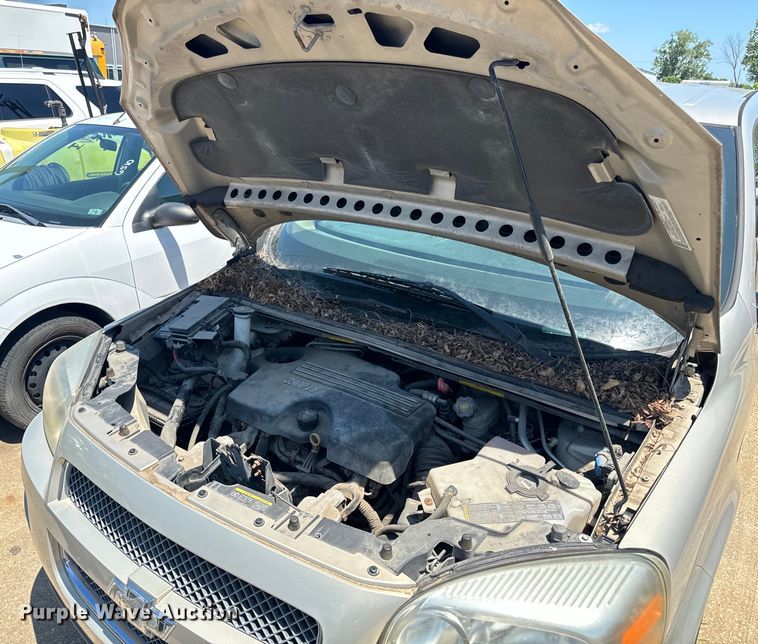 image for item OF9833 2008 Chevrolet  Uplander LS SUV